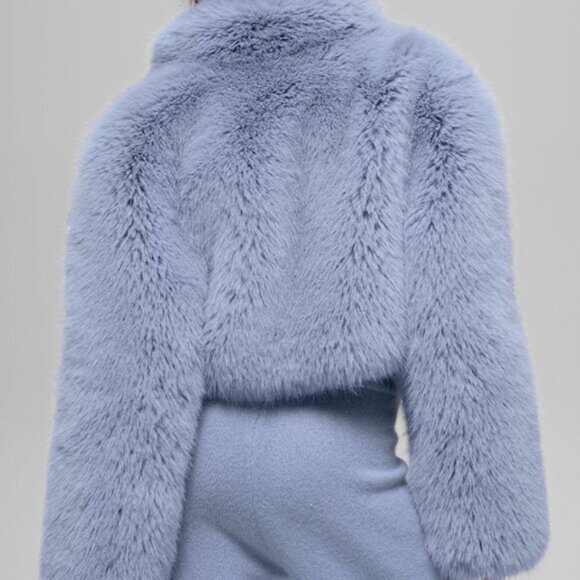 Opulent Faux Fur Cropped Jacket - Picture 5 of 6